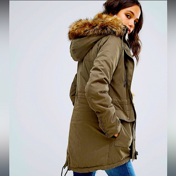 Abercrombie Faux Fur Winter Jacket - Picture 1 of 12